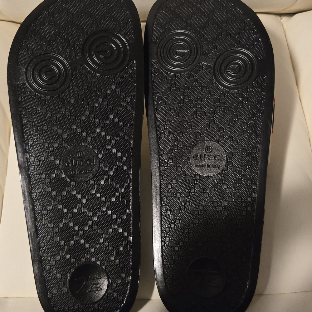 Gucci Slides - Picture 2 of 4